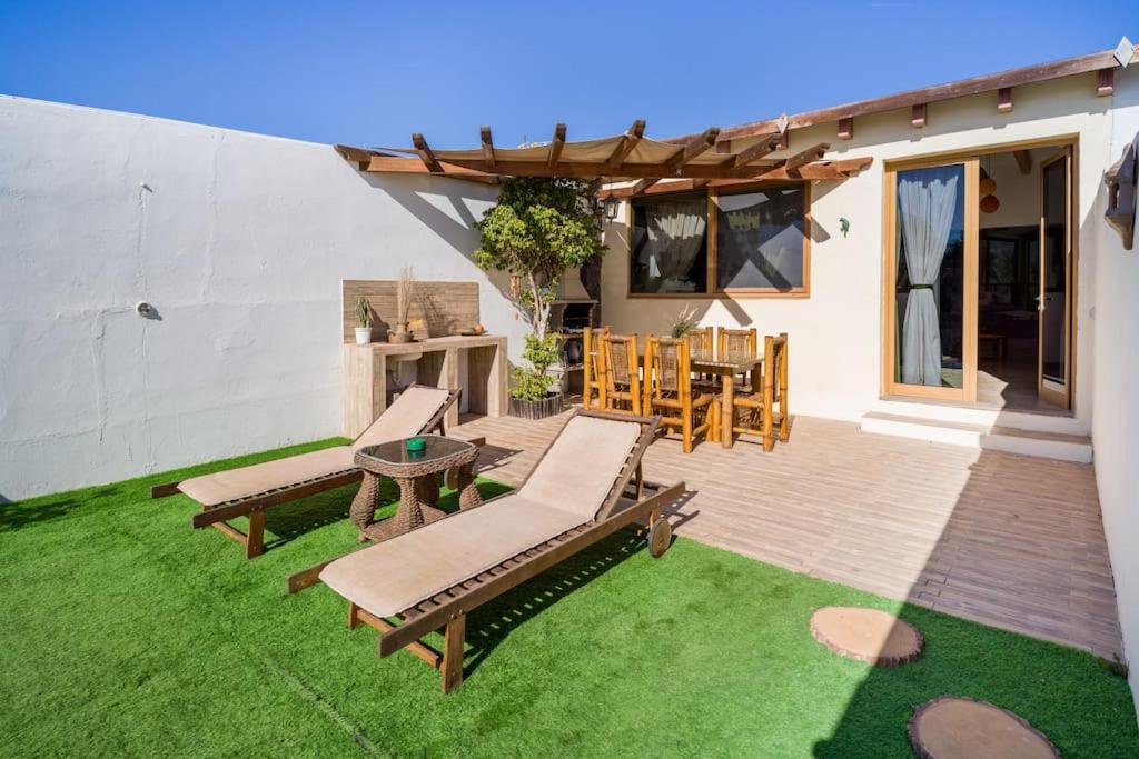 Villa La Isla By Rentaholidayslanzarote Playa Blanca  Eksteriør billede