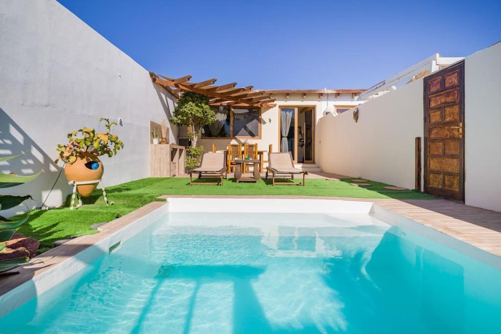 Villa La Isla By Rentaholidayslanzarote Playa Blanca  Eksteriør billede