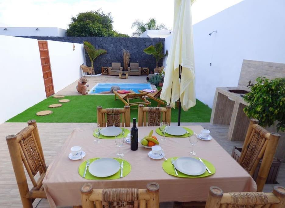 Villa La Isla By Rentaholidayslanzarote Playa Blanca  Eksteriør billede